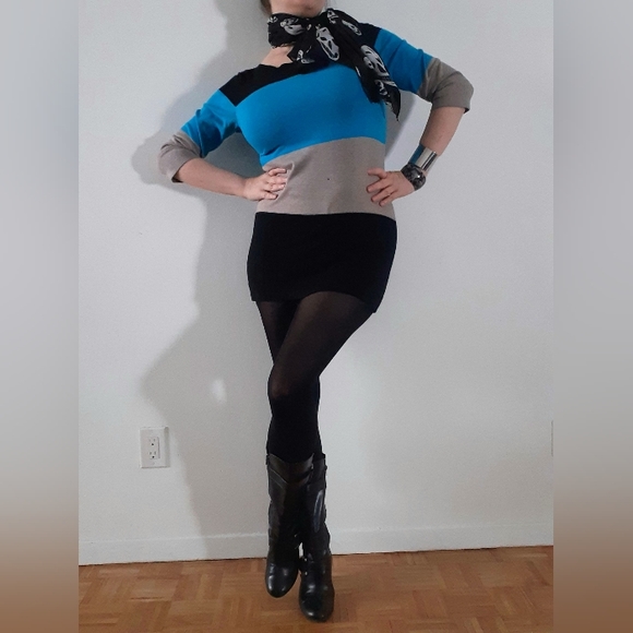 Sweater Dress with Blue, grey, black colour-blocked stripes, fits S-L - Picture 7 of 14